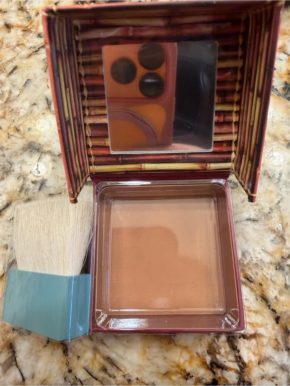 Full size Benefit Hoola Bronzer